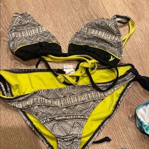 Hurley bikini tribal print
